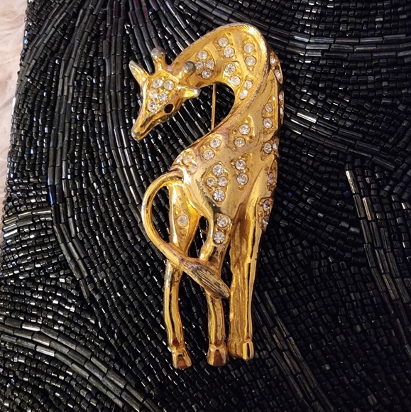 Source Unknown Jewelry - Giraffe GoldTone Brooche
